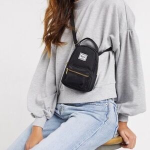Herschel Nova Crossbody - Black Crosshatch